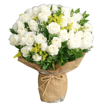 Buquê com 36 rosas brancas 
